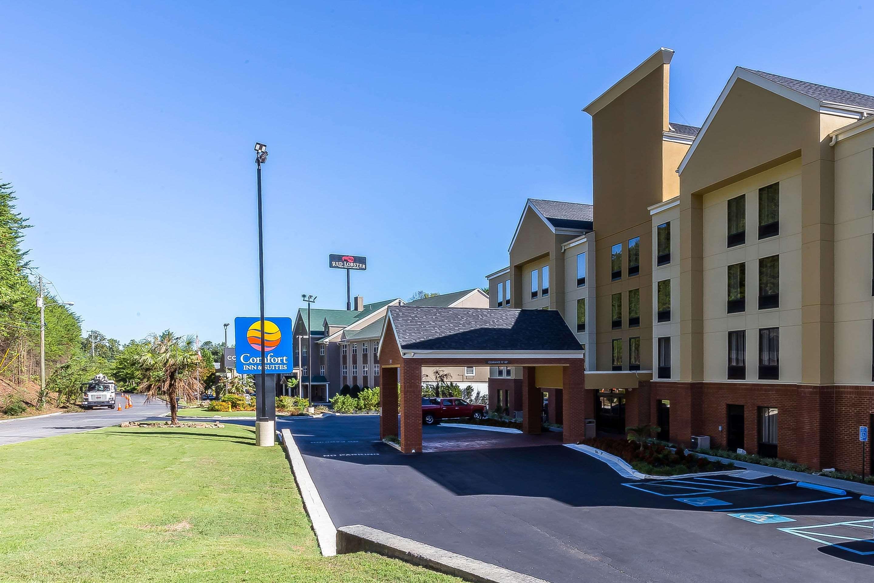 Comfort Inn & Suites Dalton Exterior foto